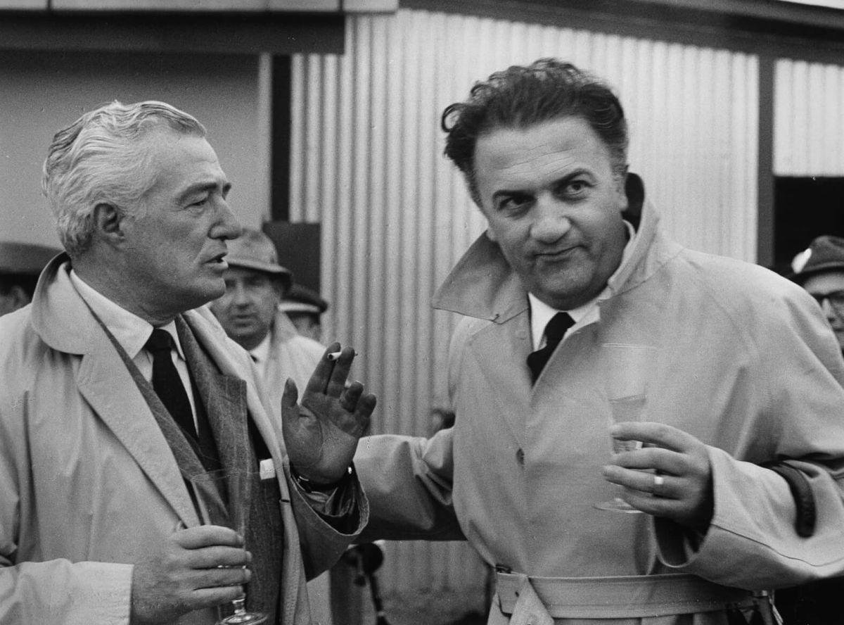01.Agenzia-Dufoto-Federico-Fellini-e-Vittorio-De-Sica-1962
